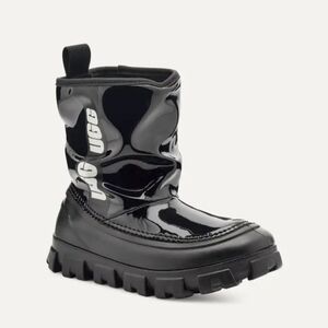 UGG Classic Brellah Mini Boot Women Sz US 6 Big Kids Sz 4 Black Waterproof $130+